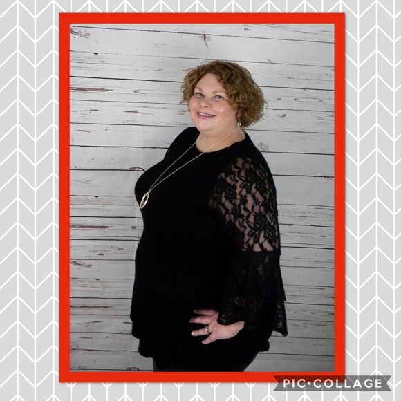 PLUS SIZE black jersey tunic w Lace bell sleeves - Picture 5 of 5